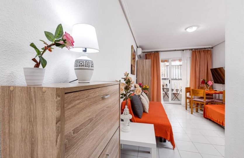 Furnished Studio with Elevator and Tourist License in the Heart of Torrevieja