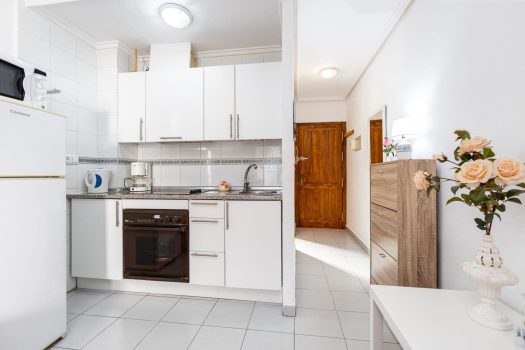 Furnished Studio with Elevator and Tourist License in the Heart of Torrevieja