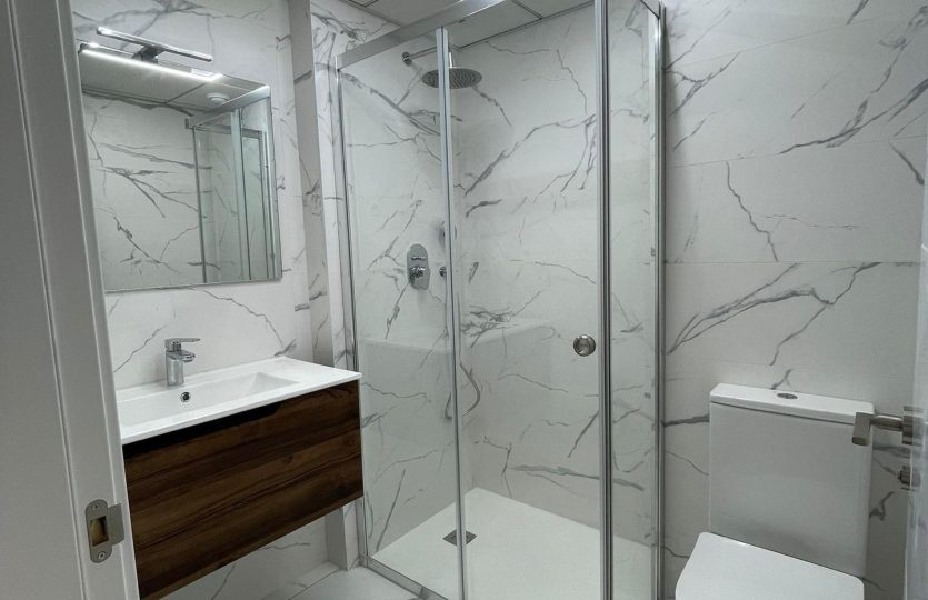 New Apartment with Pool and Gym – Torrevieja