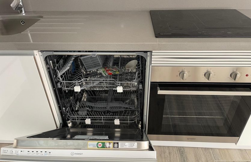 New Apartment with Pool and Gym – Torrevieja