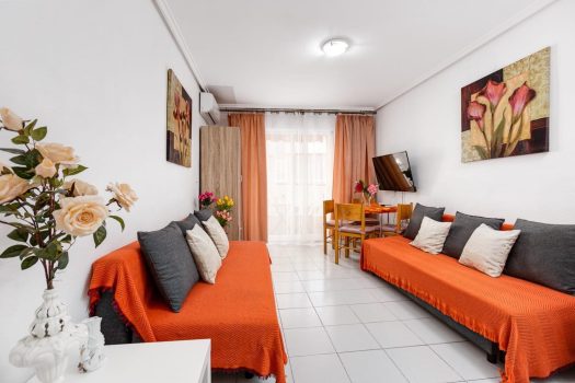 Furnished Studio with Elevator and Tourist License in the Heart of Torrevieja