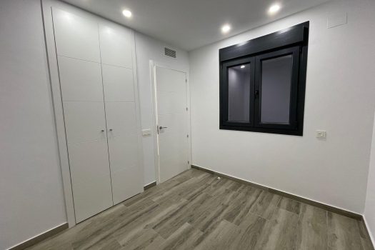 New Apartment with Pool and Gym – Torrevieja