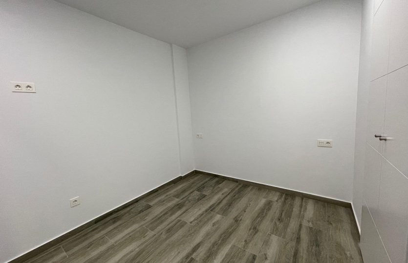 New Apartment with Pool and Gym – Torrevieja