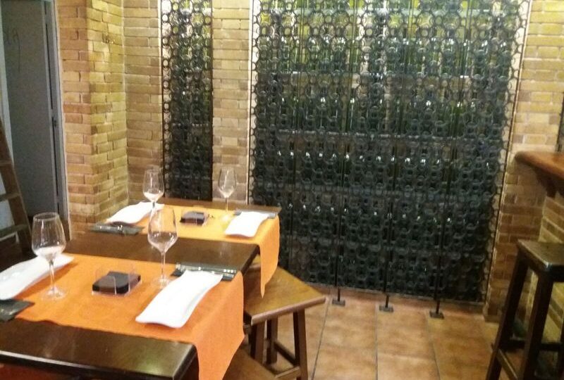 Bar-restaurant in the historical centre