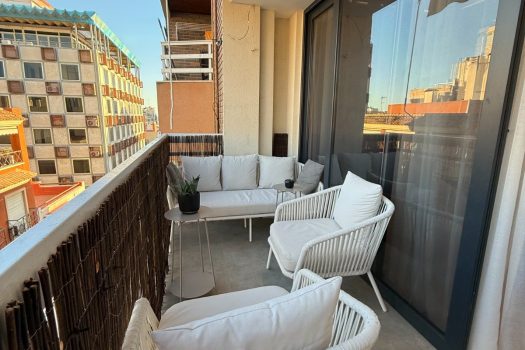 Buy property in Alicante Spain, with sea views.