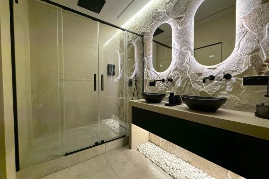 Buy property in Alicante Spain, with sea views.