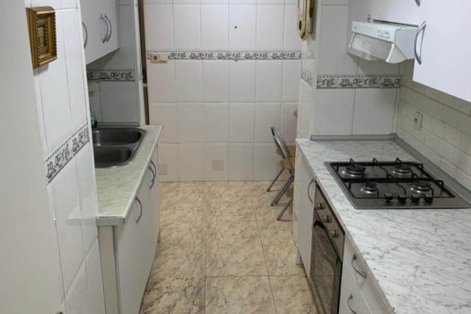 Flat in good condition not far from the sea