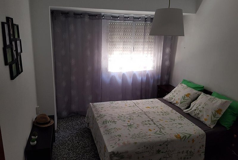 Nice 3 bedroom apartment close to the tram stop