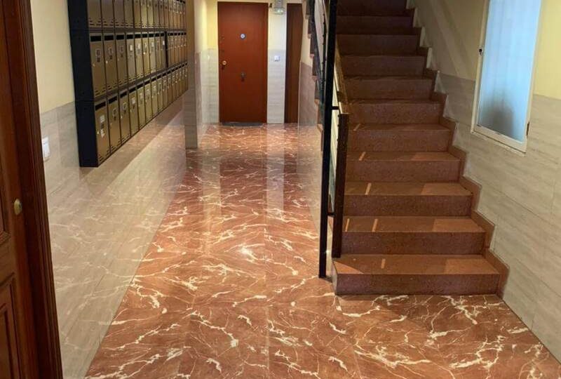 Flat in good condition not far from the sea