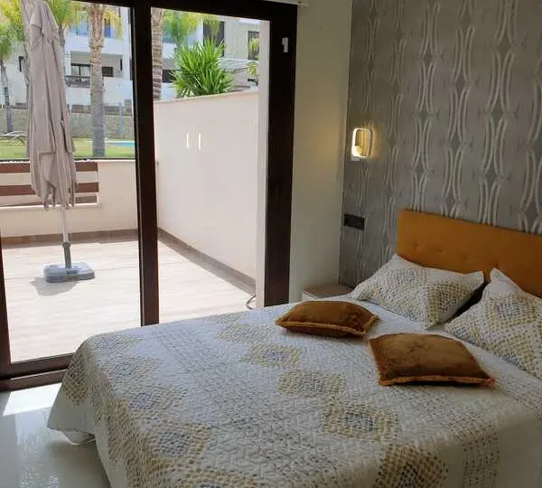 Bungalow to rent in Torrevieja