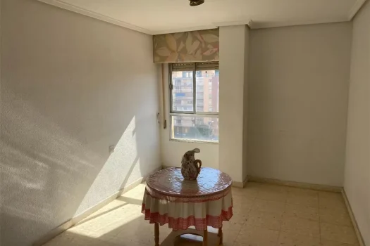 Buy apartment Alicante