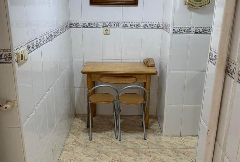 Flat in good condition not far from the sea