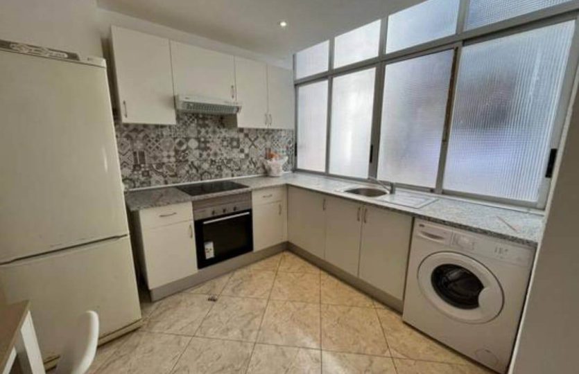 Buy cheap apartment in Alicante