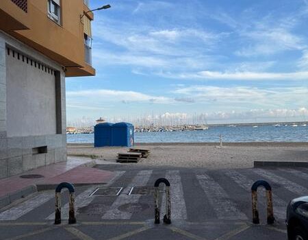 Buy commercial property in Spain