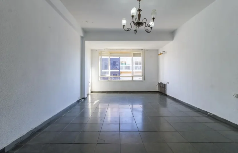 Buy property in Alicante