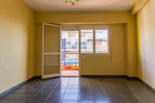 Buy property in Alicante