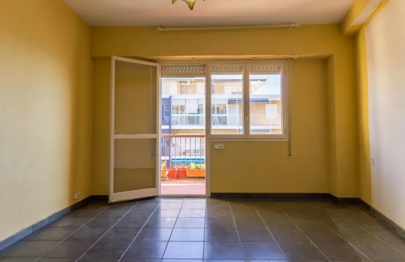 Buy property in Alicante