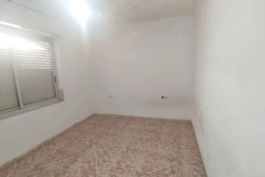 Super cheap apartment in Elda