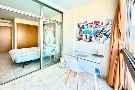 First line beach apartment to rent Benidorm