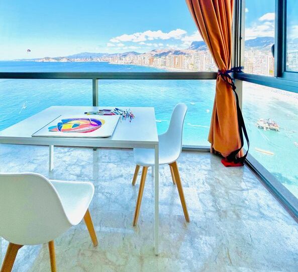 First line beach apartment to rent Benidorm