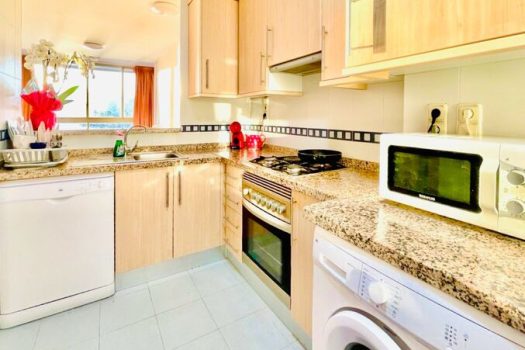 First line beach apartment to rent Benidorm