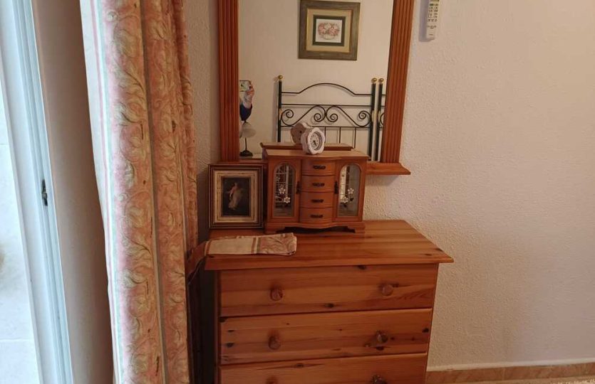 Cheap apartment near the sea and park in Alicante