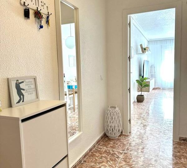 Rent apartment in Torrevieja Spain