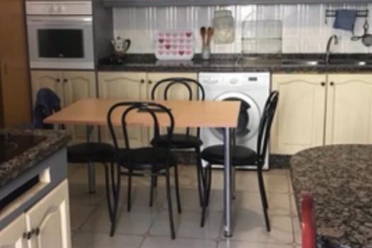 Hostel for sale Spain