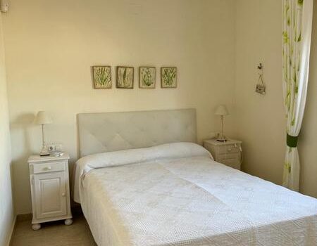 2 bedroom villa for sale in Playa Flamenca