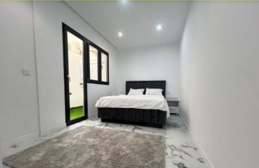 Renovated apartment in the city centre with great potential