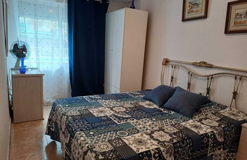 Cheap apartment near the sea and park in Alicante