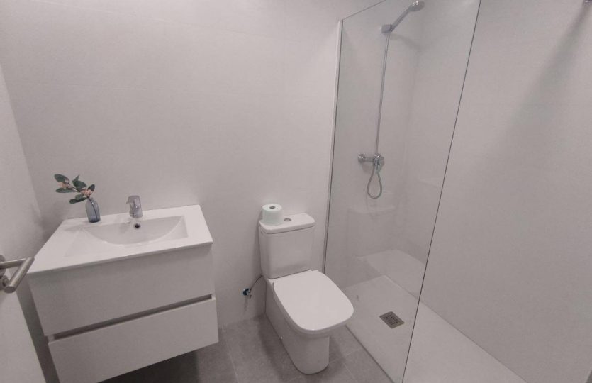 New build apartment in Alicante from the developer