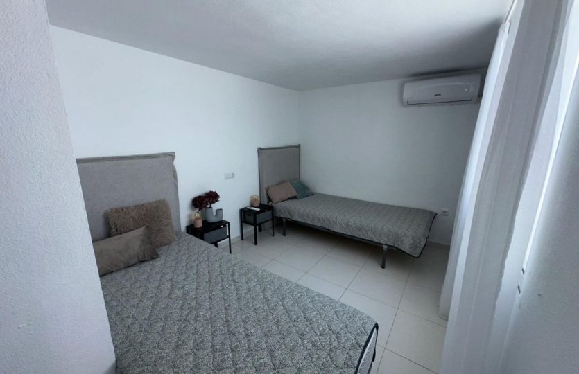 Buy a duplex apartment in Torrevieja