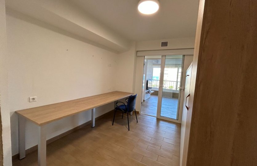 Cheap apartments in Alicante for rent with sea views