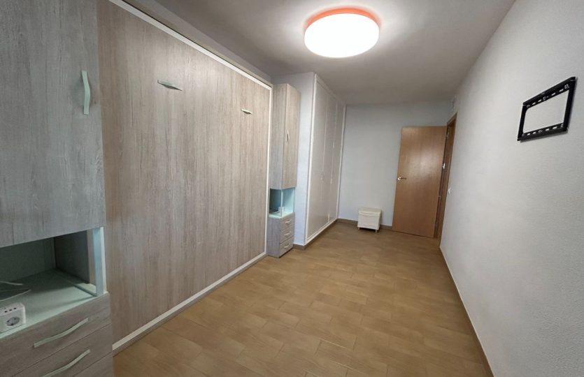 Cheap apartments in Alicante for rent with sea views