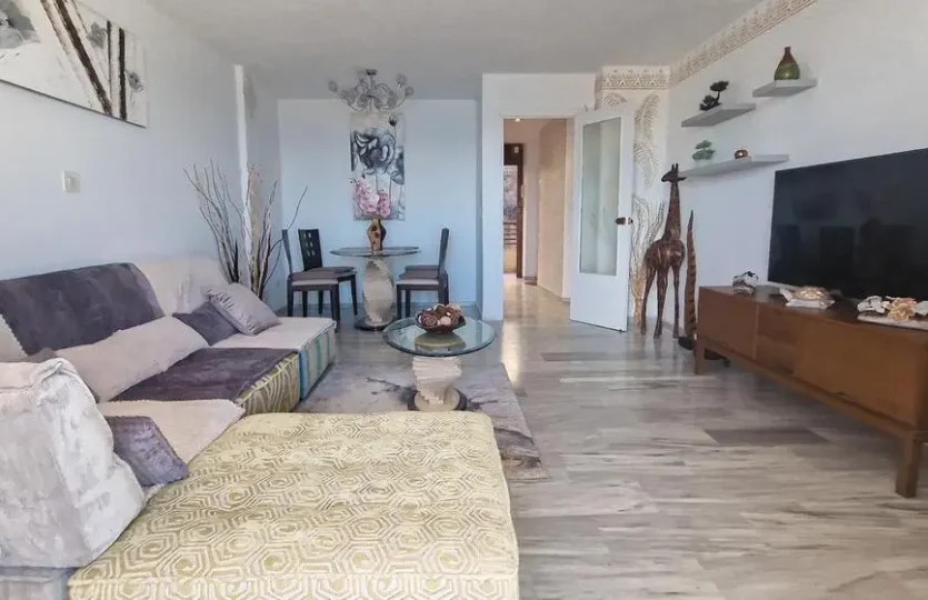 First line beach apartment Alicante