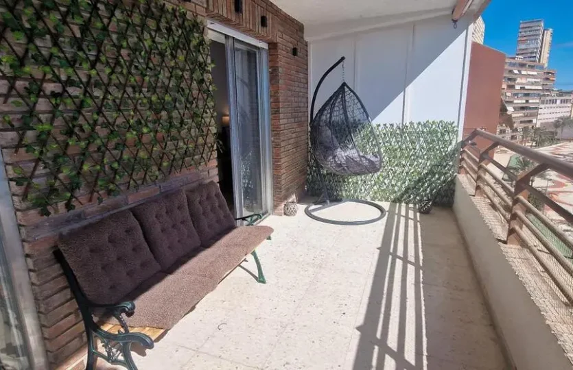 First line beach apartment Alicante