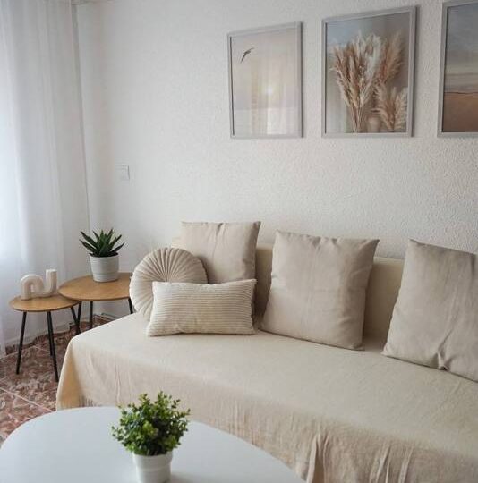 Rent apartment in Torrevieja Spain
