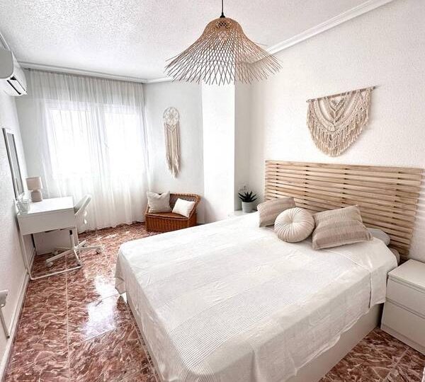 Rent apartment in Torrevieja Spain