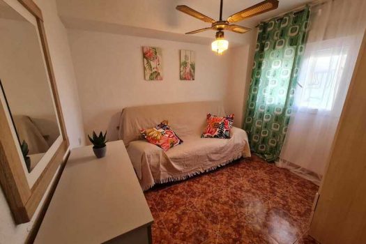 Big apartment in Alicante close to the beach