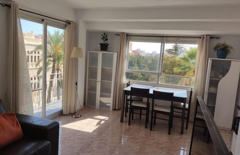 Cozy two bedroom apartment in front of the Archeological Museum