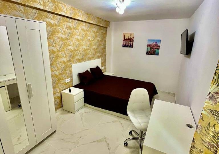 Property to rent in Alicante