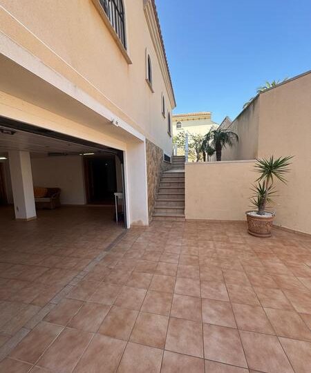 2 bedroom villa for sale in Playa Flamenca