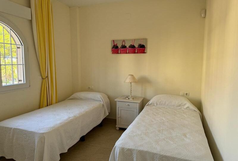 2 bedroom villa for sale in Playa Flamenca