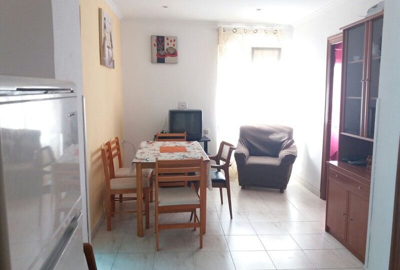 City Centre Apartment across from Plaza de Toros