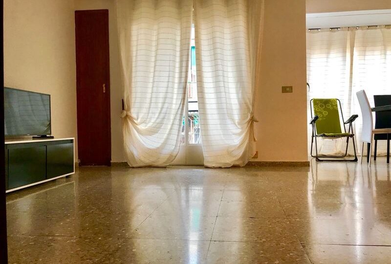 Big holiday apartment in Alicante City