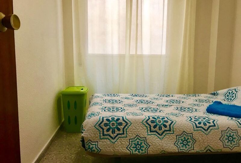 Big holiday apartment in Alicante City